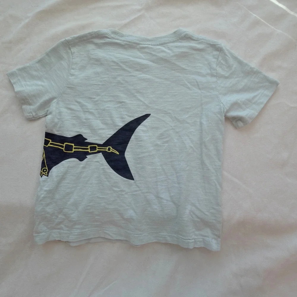 Gap Graphic Tee Bundle Kids 5T Multicolor Excellent Star Wars Dino Shark 3pk